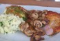 Gebakken schnitzel met champignons