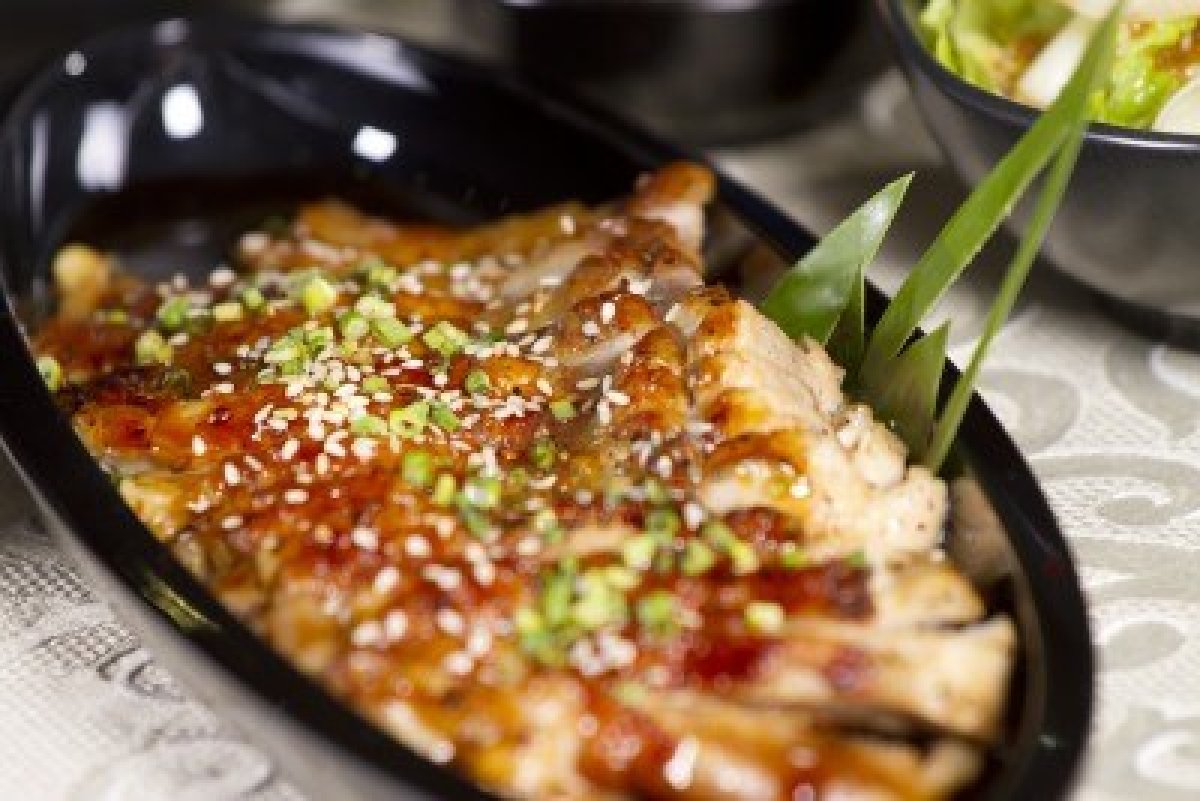 Gegrilde kip in ketjapsaus