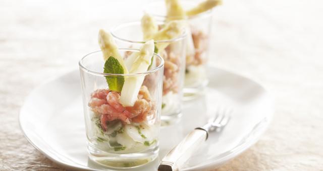 Aspergesalade met garnalen